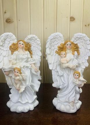 Ангел з дітками,статуетка