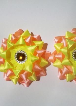 Бантик-зірочка жовтогарячо-салатова