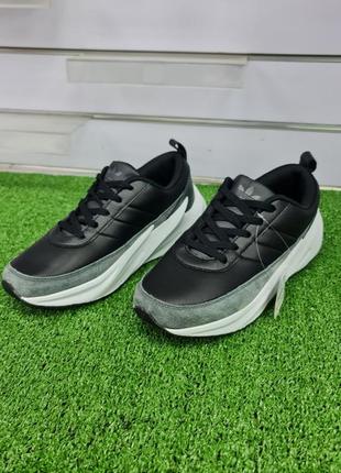 Мужские черные кроссовки adidas sharks кожа 41-46 размер f338576 фото