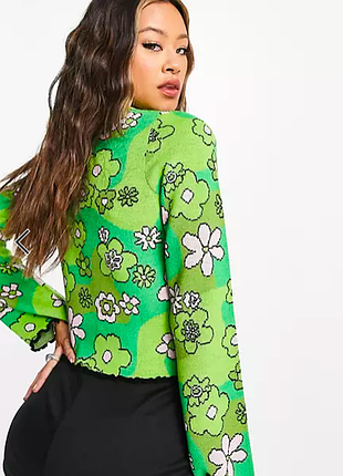 Свитер кроп-топ asos с цветочным принтом