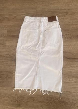 Трендовая белая джинсовая юбка карандаш на высокой посадке2 фото