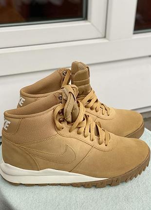 Ботинки nike