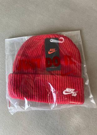 Шапки arena nike зимова шайпка найк8 фото