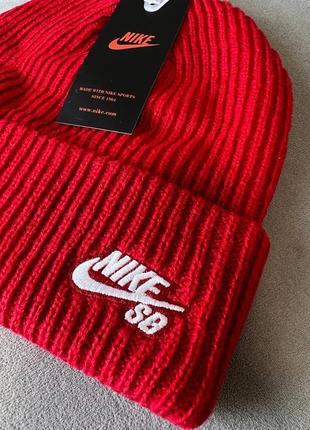 Шапки arena nike зимова шайпка найк3 фото