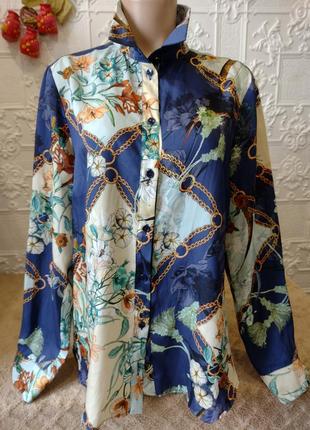 Кольорова блузка в гарний квітковий принт нідерландського бренда summum woman