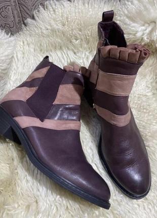 Кожаные осенние ботинки на молнии на низком ходу 41 р tamaris2 фото