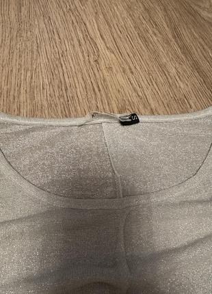 Нарядная серая oversys блуза с люрексом м-л2 фото