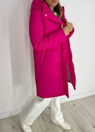 Тёплая удлинённая зимняя курточка куртка пальто стёганое матовая чёрная серая розовая малиновая с капюшоном парка шуба пуховик1 фото