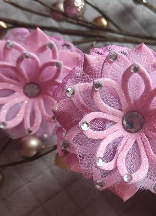 Резинки с розовыми цветочками1 фото
