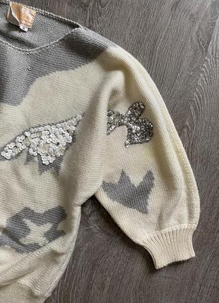 Джемпер свитер молочного цвета с серебряными пайетками4 фото