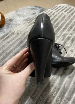 Черевики на каблуку,  чёрные ботинки туфли9 фото