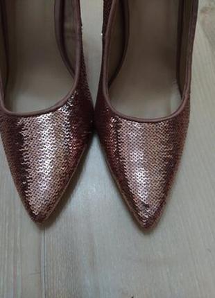 Туфли на каблуке бронза золото new look 41р.8 фото