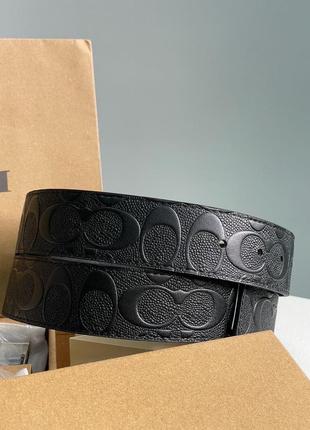 Кожаный ремень в стиле coach