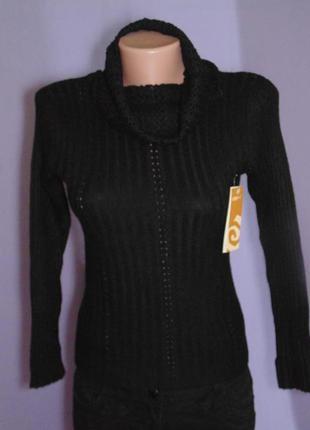 Черный свитер с воротником ажурным1 фото