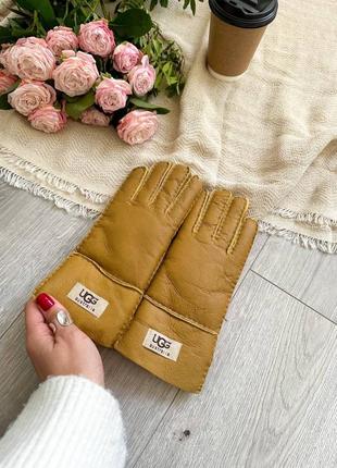 Рукавички жіночі ugg закінчуються