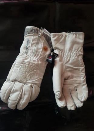 Перчатки