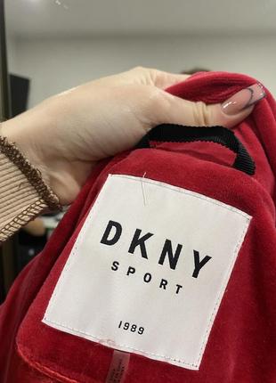 Зимова куртка dkny5 фото