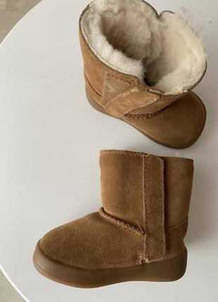 Зимние замшевые сапоги ugg для младенцев на 0-3 месяца3 фото