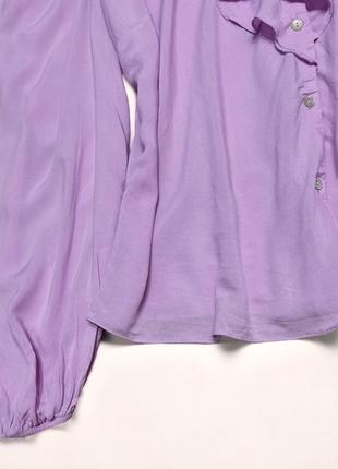 Блуза з рюшами прямого крою на гудзичках із обʼємними рукавами5 фото