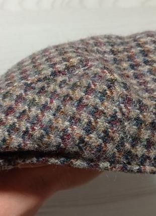 Шерстяная британская кепка