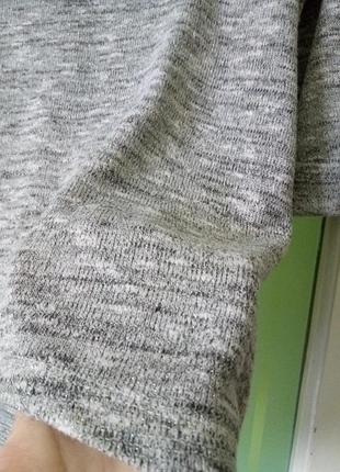 Серый середбистый свободный лонгслив свитер свитшот удлин низ5 фото
