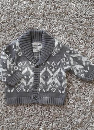 Стильный свитер, кардиган oshkosh на 3 месяца.4 фото