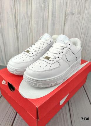 Кроссовки женские осень - зима nike air force 1 low winter white