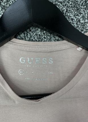 Женская футболка guess4 фото