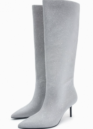 Невероятно блестящие глиттерные сапожки на шпильке zara