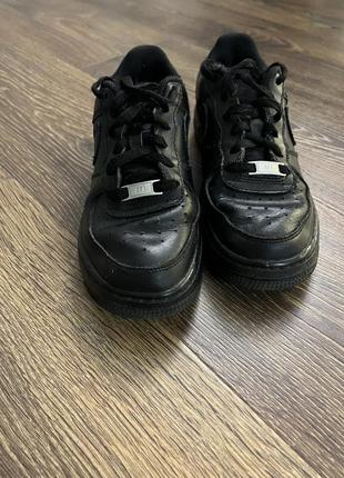 Оригинальные кроссовки nike air force 37,5 размер кеды3 фото