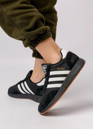 Теплі жіночі замшеві кросівки на флісі в стилі adidas iniki 🆕 кросівки осінь-зима2 фото