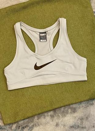 Топ nike dry-fit l