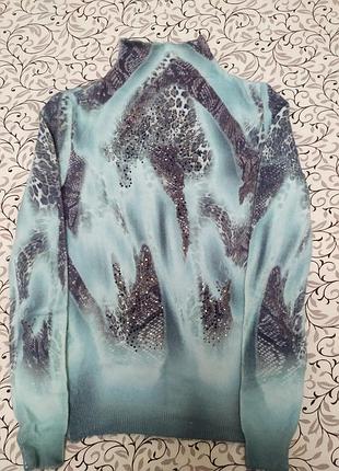 Светр з ангори