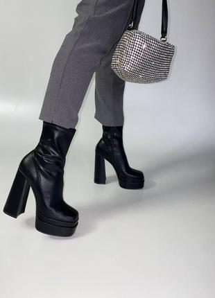 Ботильйони