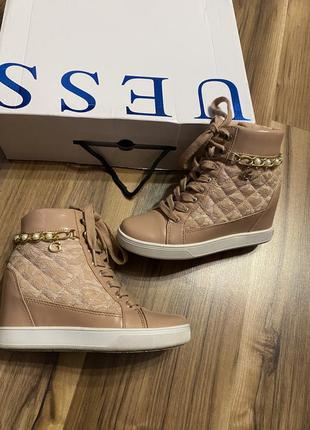 Кросівки на платформі , черевики guess