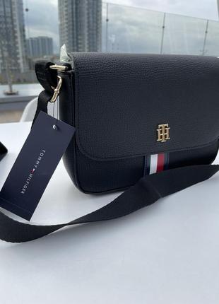 Сумочка  tommy hilfiger2 фото