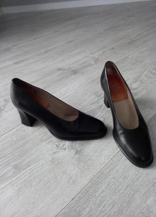 Повністю шкіряні туфлі made in italy