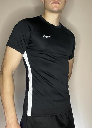 Футболка nike dri fit1 фото