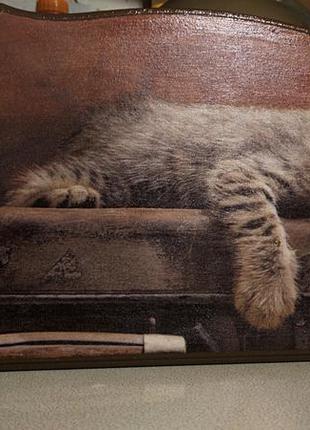 Ключниця настінна вішалка "кіт на валізі".3 фото