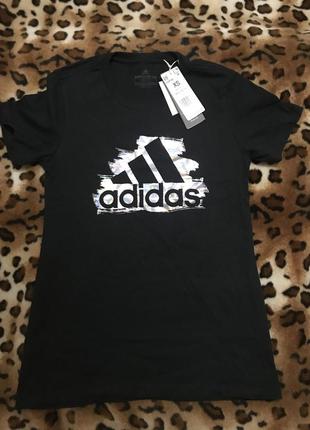 Нова футболка adidas1 фото