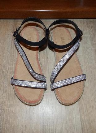 Сандалі , босоніжки glossy girls ladies womens comfortable premium fashion flat sandals