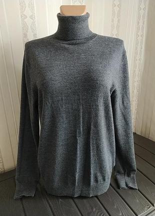 Шерстяной свитер с высоким горлом гольф