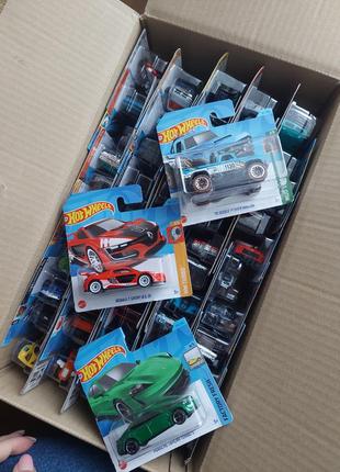 Машинки hot wheels