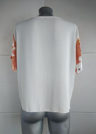 Стильна футболочка zara з комбінованої тканини з принтом красивих квітів2 фото