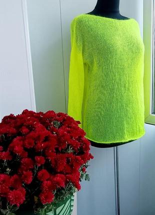 Неонова павутинка