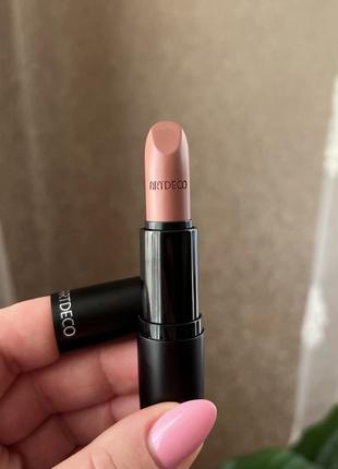 Матова помада для губ artdeco perfect mat lipstick