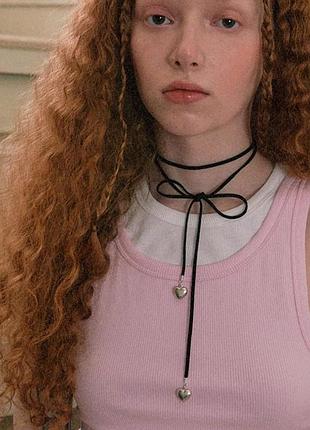 Чокер-шнурок срібний з серцем, на вибір чорний або рожевий шнурок, срібло 925 проби