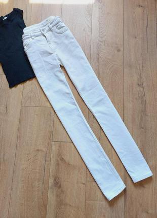 Білі джинси на високій посадці талії скіни скіні slim белые джинсы на высокой посадке талии2 фото