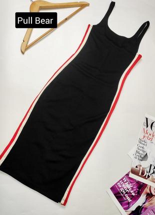 Сукня жіноча чорна міді з лампасами по фігурі від бренду pull bear 26/s1 фото