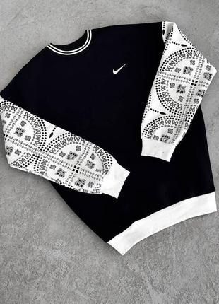Шикарный зимний свитшот "nike fleece"